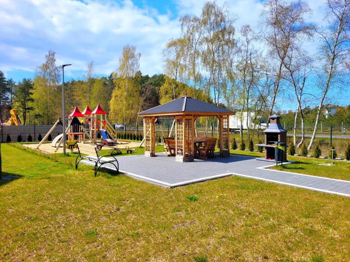 Apartament 23 - Klimaty Baltyku Dziwnów エクステリア 写真